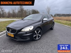 Volvo V40 - 2.0 T4 R-Design Pano Camera