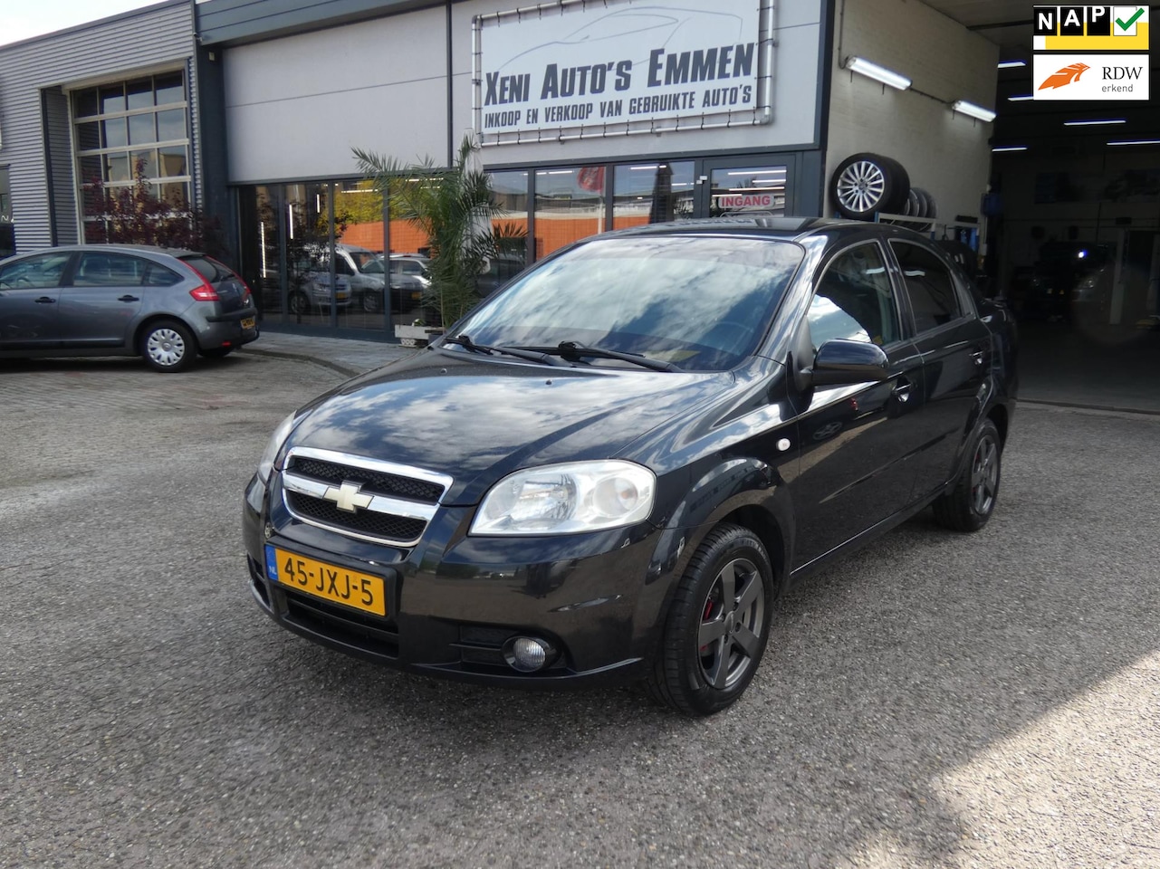 Chevrolet Aveo - 1.4-16V Class|Airco|Sedan|LM-Velgen|Mistlampen|Nw.APK|Zwart.. - AutoWereld.nl