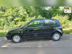 Volkswagen Polo - 1.4-16V Athene