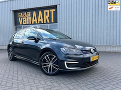 Volkswagen Golf - 1.4 TSI GTE | XENON | R STOEL | NAVI |