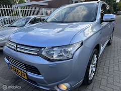 Mitsubishi Outlander - 2.0 PHEV Intense +