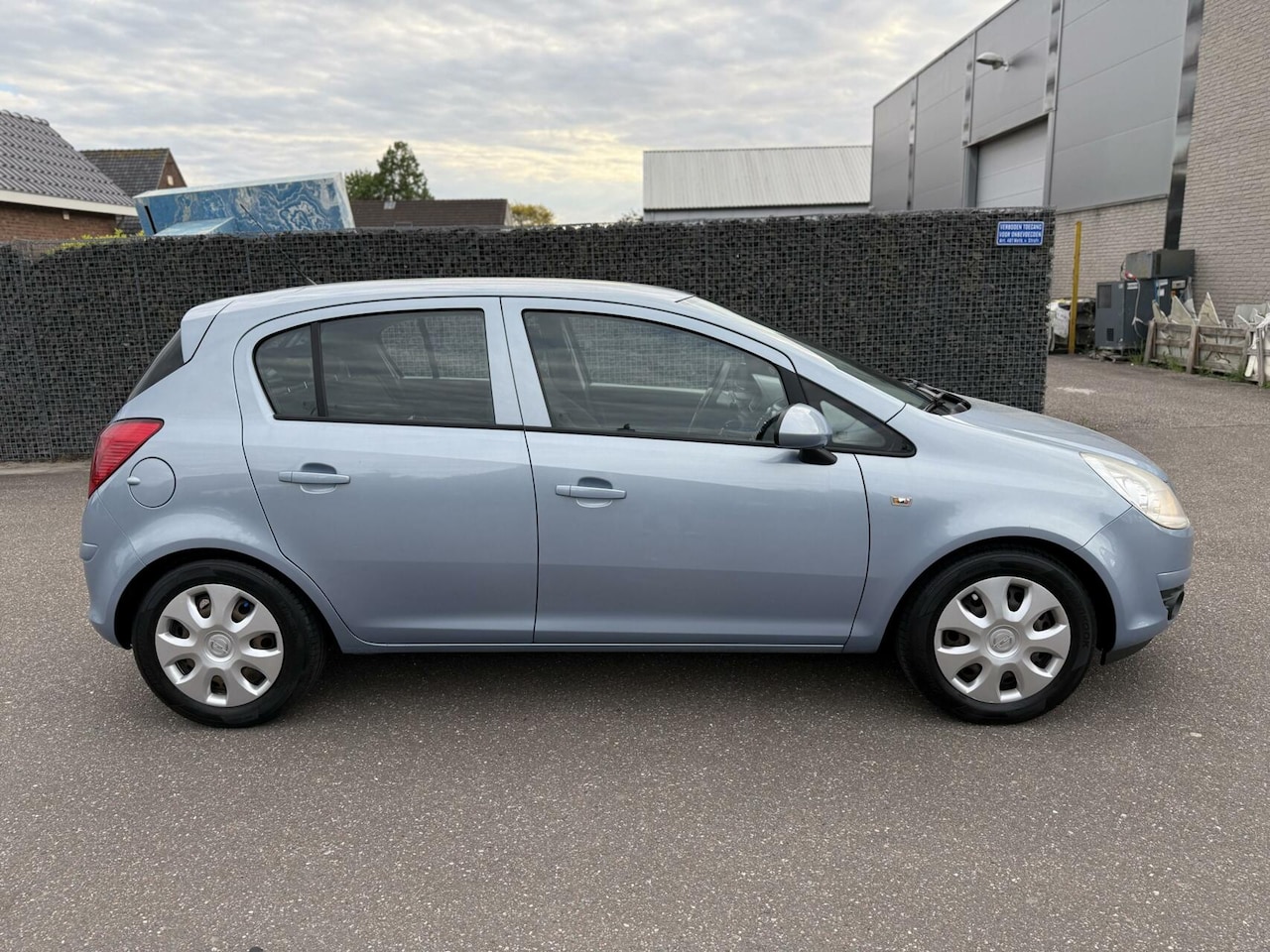 Opel Corsa - 1.4-16V 5-deurs Fietsendrager Airco Nette auto - AutoWereld.nl