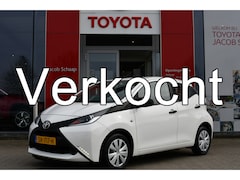 Toyota Aygo - 1.0 VVT-i x-fun 5-deurs 69pk | Airco | Bluetooth | Dealer onderhouden |