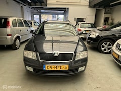 Skoda Octavia Combi - 1.6 FSI Tour
