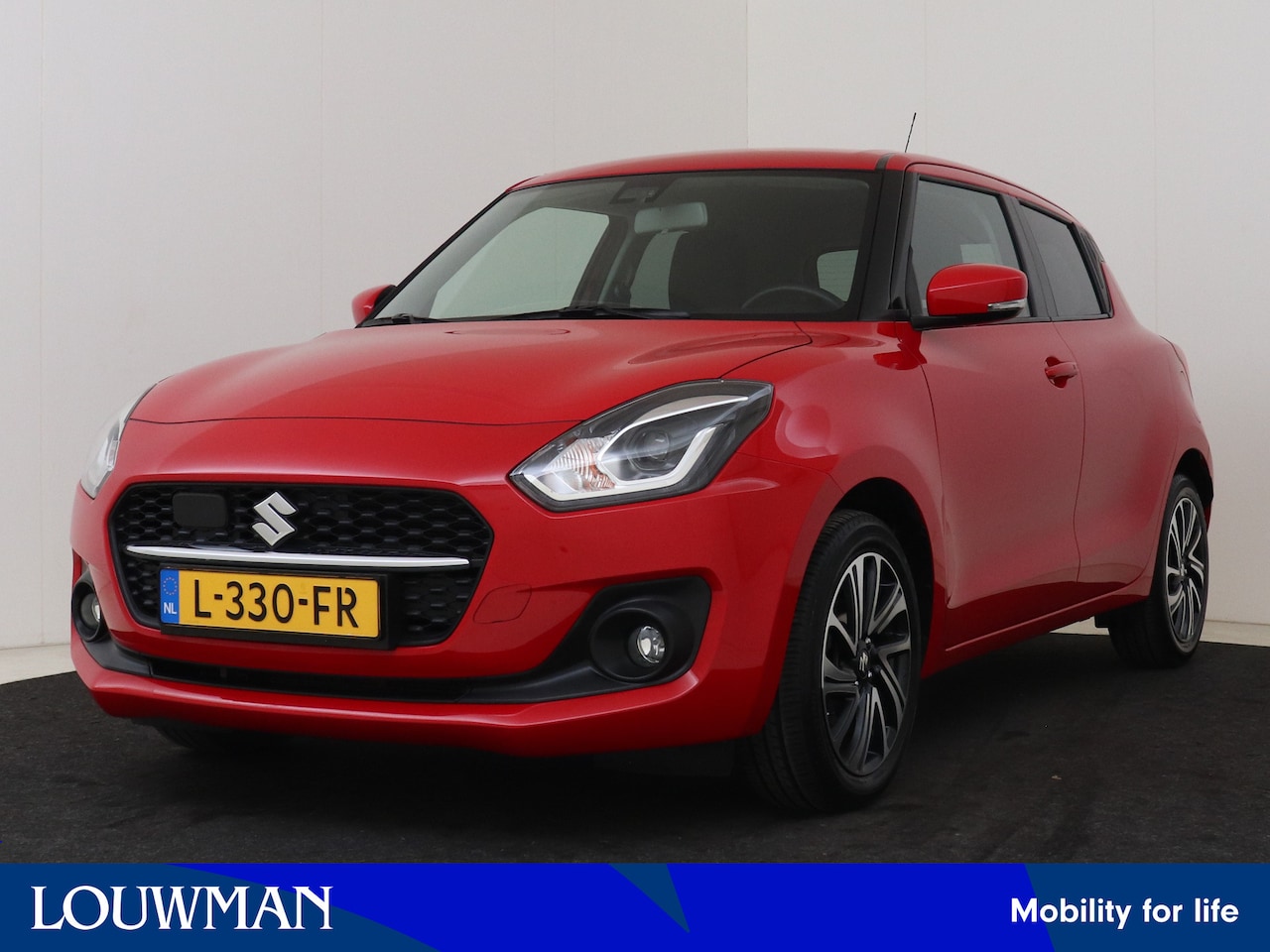 Suzuki Swift - 1.2 Style Smart Hybrid I Navigatie I Climate Control I Cruise Control I Camera I Stoelverw - AutoWereld.nl