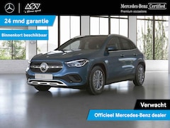 Mercedes-Benz GLA-Klasse - 250 e Business Line Panoramadak, wekklapbare trekhaak