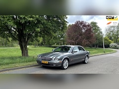 Jaguar XJR - 4.2 nieuwe motor. Van 1 NL familie
