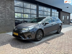 Toyota Avensis Touring Sports - 1.8 VVT-i Lease Pro | Panorama | Camera | Clima | Dealer onderhoud |