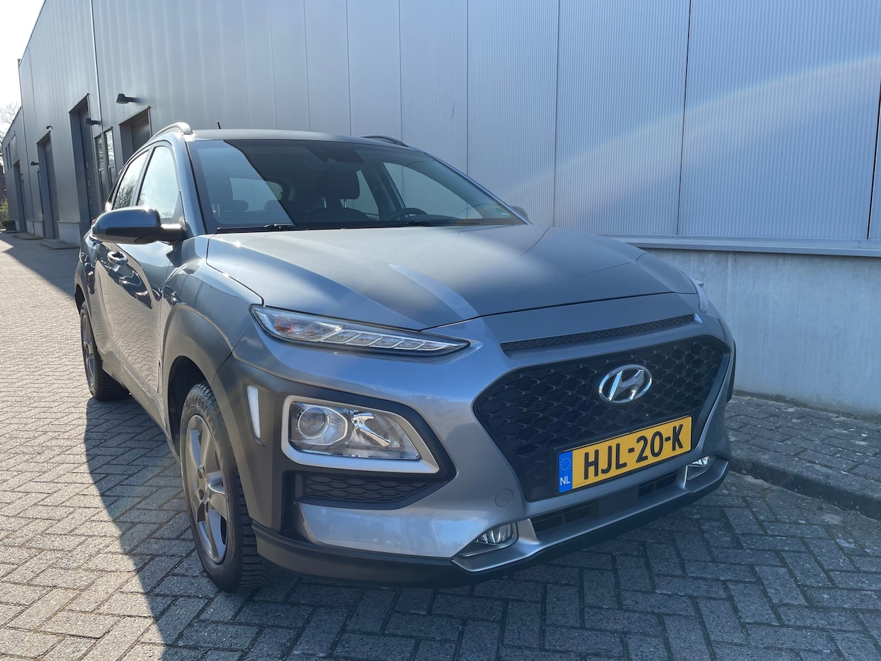 Hyundai Kona - 1.0T Essence Stoel+stuur verwarming / Camera - AutoWereld.nl