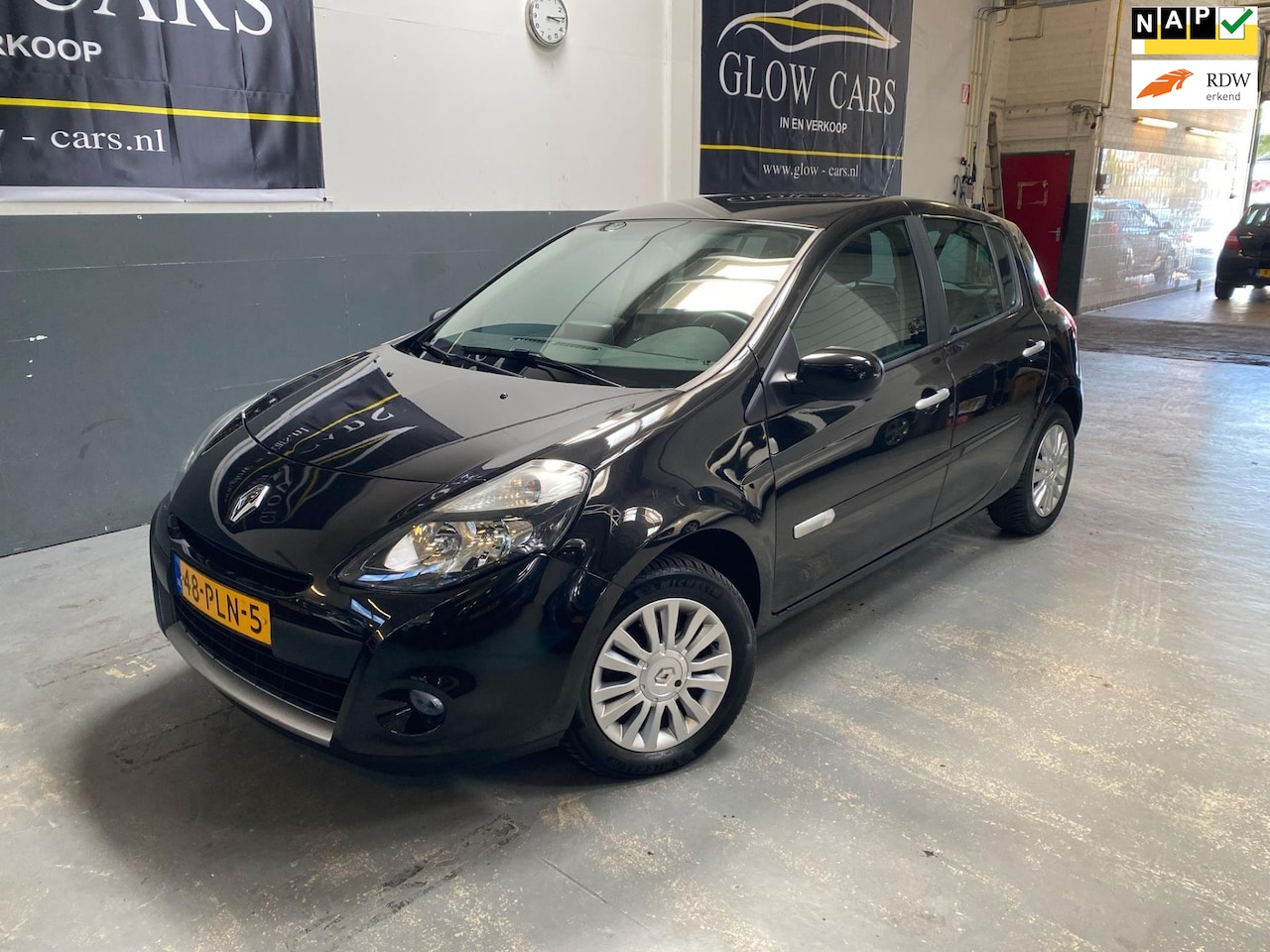 Renault Clio - 1.2 Collection AIRCO| NAP| NAVI|EL.RAMEN| - AutoWereld.nl