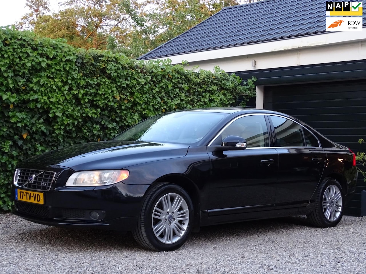 Volvo S80 - 4.4 AWD Summum | 8 cilinder | Uniek | Volledige onderhoudshistorie - AutoWereld.nl