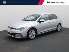 Volkswagen Golf - 1.5eTSI/130PK Life DSG · Camera + Parkeersensoren · Lane assist · Stoel- & stuurverwarming