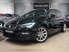 Seat Leon ST - 1.5 TSI FR DSG * Pano - Trekhaak - Virtual - Alcantara - Keyless - Camera - ACC - Lane