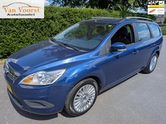 Ford Focus Wagon - 1.6 met APK dealer onderhouden