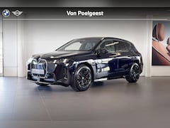 BMW iX - xDrive60 | M Sport Pro | Comfort Pack | Innovation Pack | Soft-Close | Glazen Panoramadak