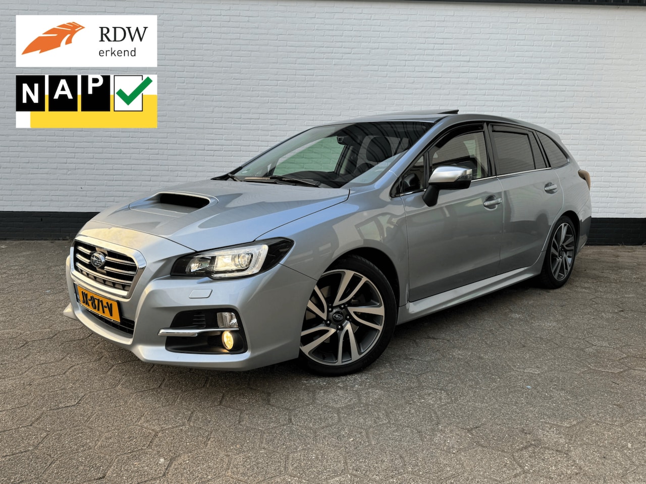 Subaru Levorg - GT-S Premium SCHUIFDAK l TREKH. l DEALER l NAP - AutoWereld.nl