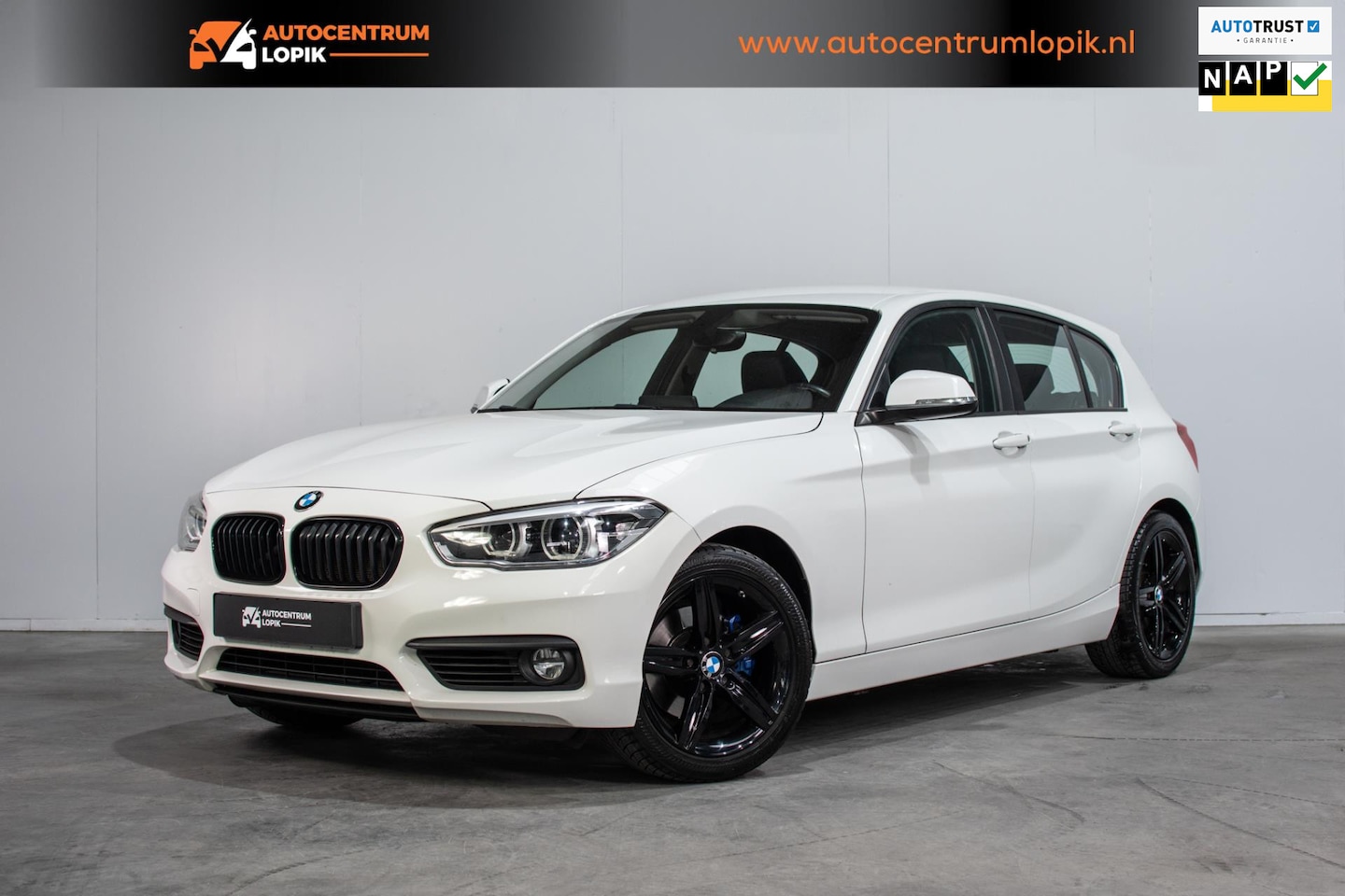BMW 1-serie - 120i Centennial High Executive Apple CarPlay*NAP*Leder - AutoWereld.nl