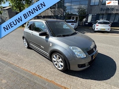 Suzuki Swift - 1.5 Exclusive
