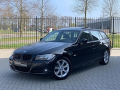 BMW 3-serie Touring - 320i | PANO | TREKHAAK | CLIMA | CRUISE