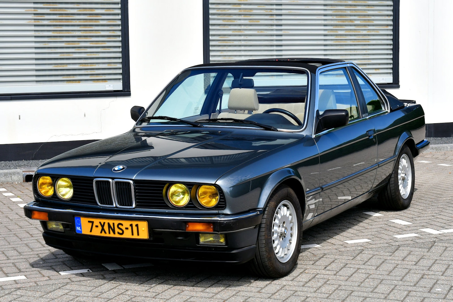 BMW 3-serie Cabrio - 323i Baur TC - AutoWereld.nl