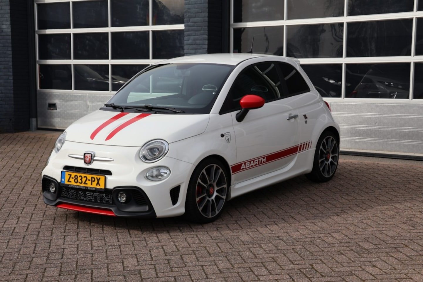 Abarth 595 - 1.4 T-JET ABARTH 595 - AutoWereld.nl