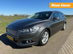 Ford Mondeo - 1.5 Titanium Navi/Line/Automaat/Trekhaak/BOMVOLL