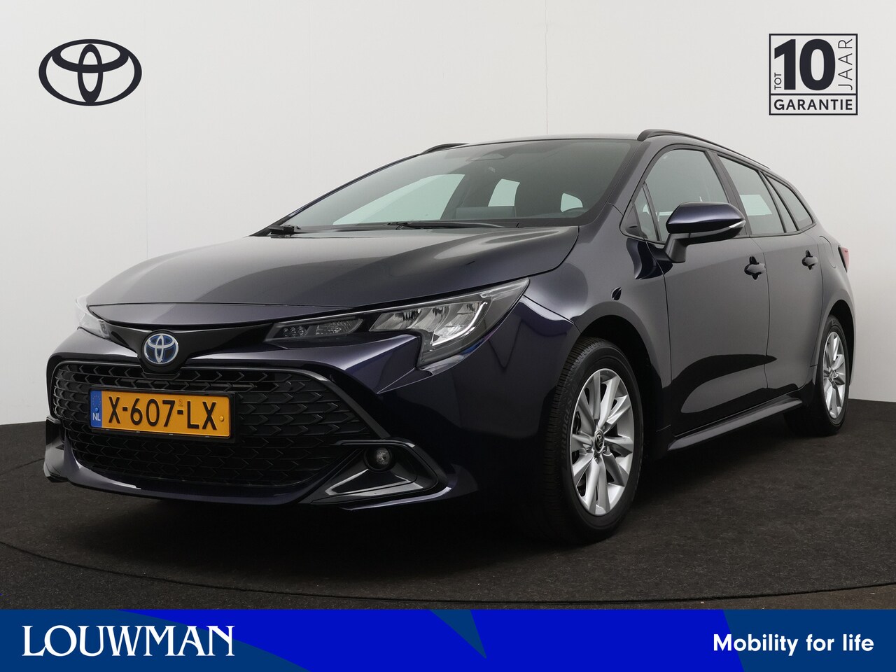 Toyota Corolla Touring Sports - Hybrid 140 Active | Navigatie | Camera | LM velgen | Cruise Control Adaptief | Climate Con - AutoWereld.nl