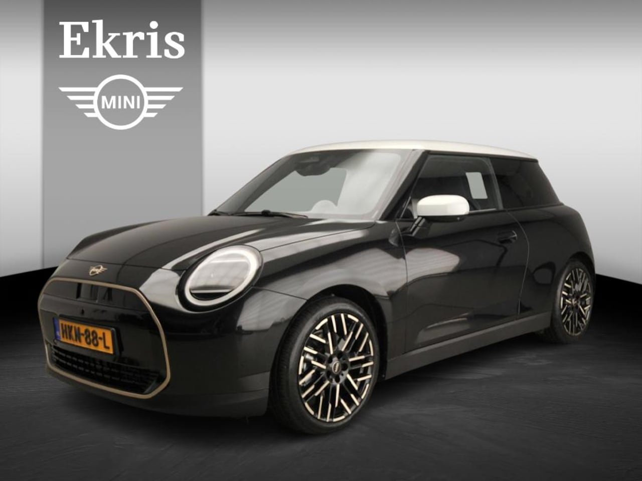 MINI Cooper - 3-deurs E | Favoured Trim + Package L - AutoWereld.nl
