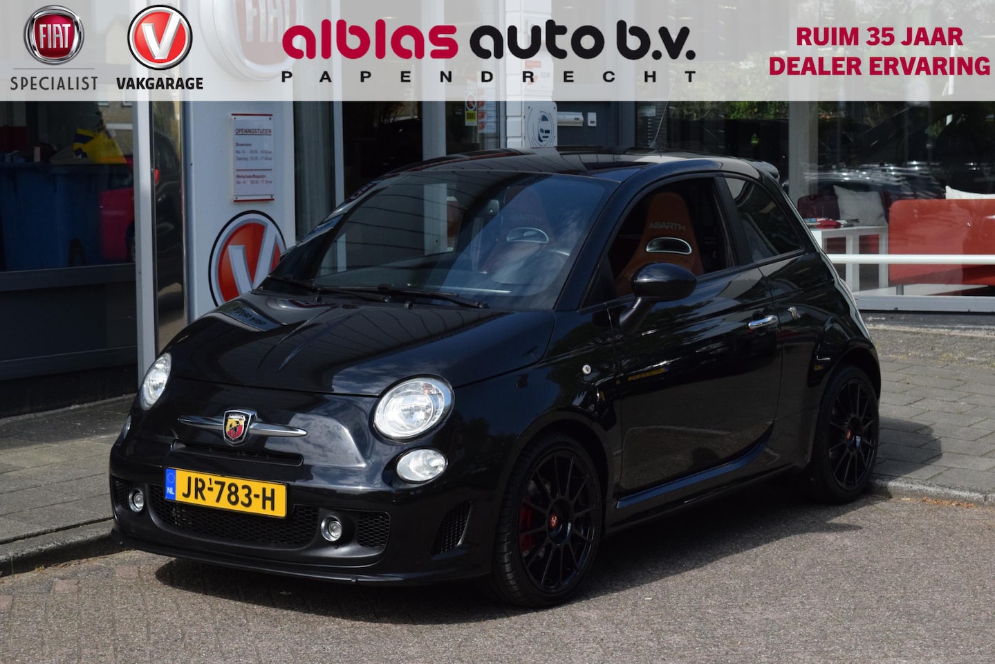 Abarth 500 - 1.4-16V 160pk|EsseEsse|Pano|Leer|Clima|PDC - AutoWereld.nl