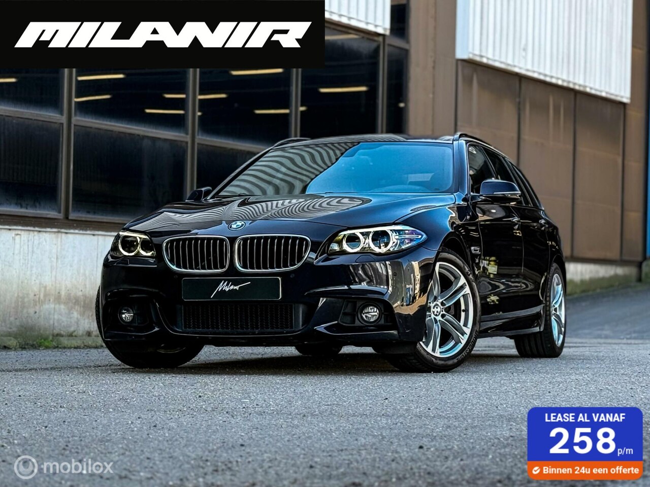 BMW 5-serie Touring - 520d High Executive | Leder | Trekhaak - AutoWereld.nl