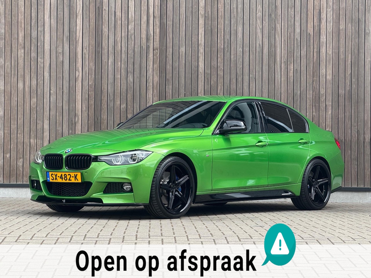 BMW 3-serie - 318i M Sport Edition |M-Performance|Java Green| - AutoWereld.nl
