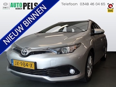 Toyota Auris Touring Sports - 1.2T Aspiration Limited, Dealer onderhouden, Navigatie, Achteruitrijcamera, Clima controle