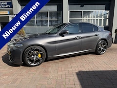 Alfa Romeo Giulia - 2.0T Super | Leder | Memory | Stoelverwarming | 06-2018 133.881 KM
