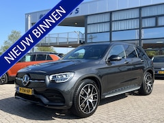 Mercedes-Benz GLC-klasse - 200 4MATIC Premium Plus AMG Navigatie Trekhaak Panoramadak 360 Camera Elek Stoelen + Verwa