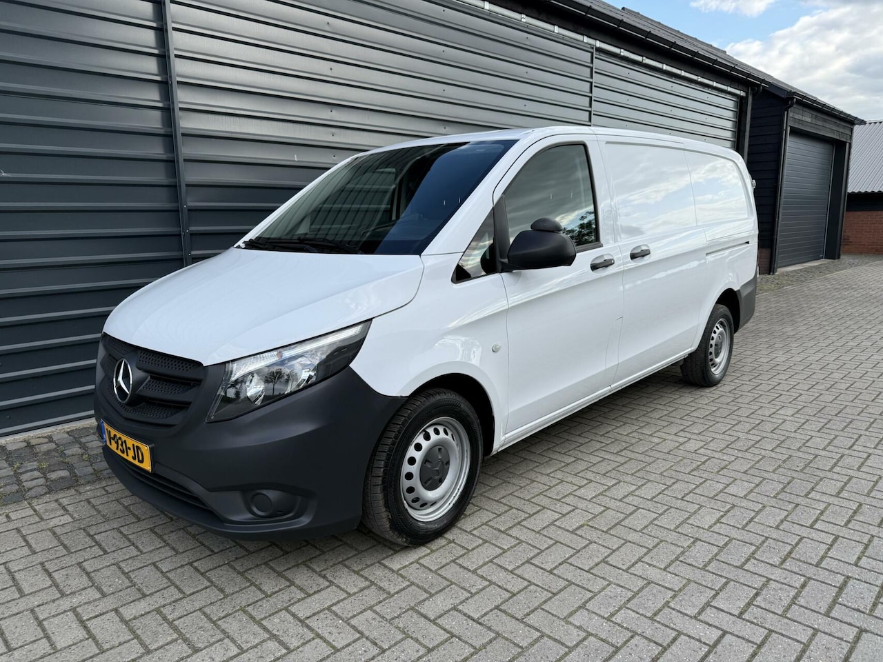 Mercedes-Benz Vito - Bestel 114 CDI Lang 2X Schuifdeur cruise Automaat - AutoWereld.nl