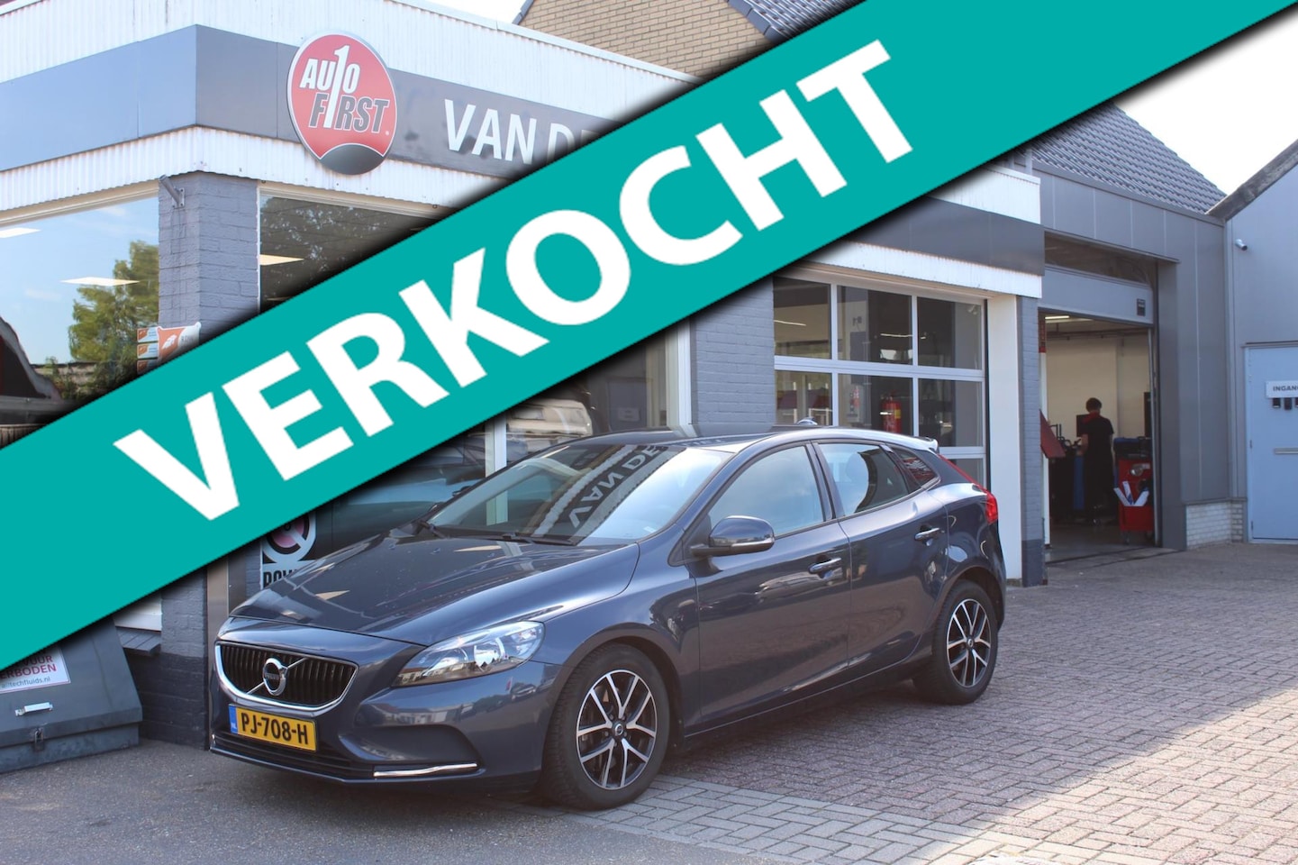 Volvo V40 - 1.5 T3 Momentum 1.5 T3 Momentum - AutoWereld.nl