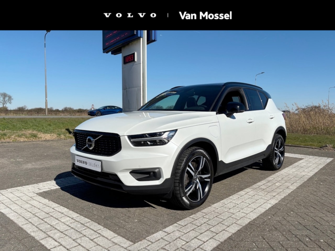Volvo XC40 - T5 Plug-in Hybrid R-Design Full Options Automaat - AutoWereld.nl
