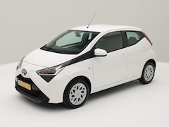 Toyota Aygo - 1.0 VVT-i x-play Navigatie / Camera