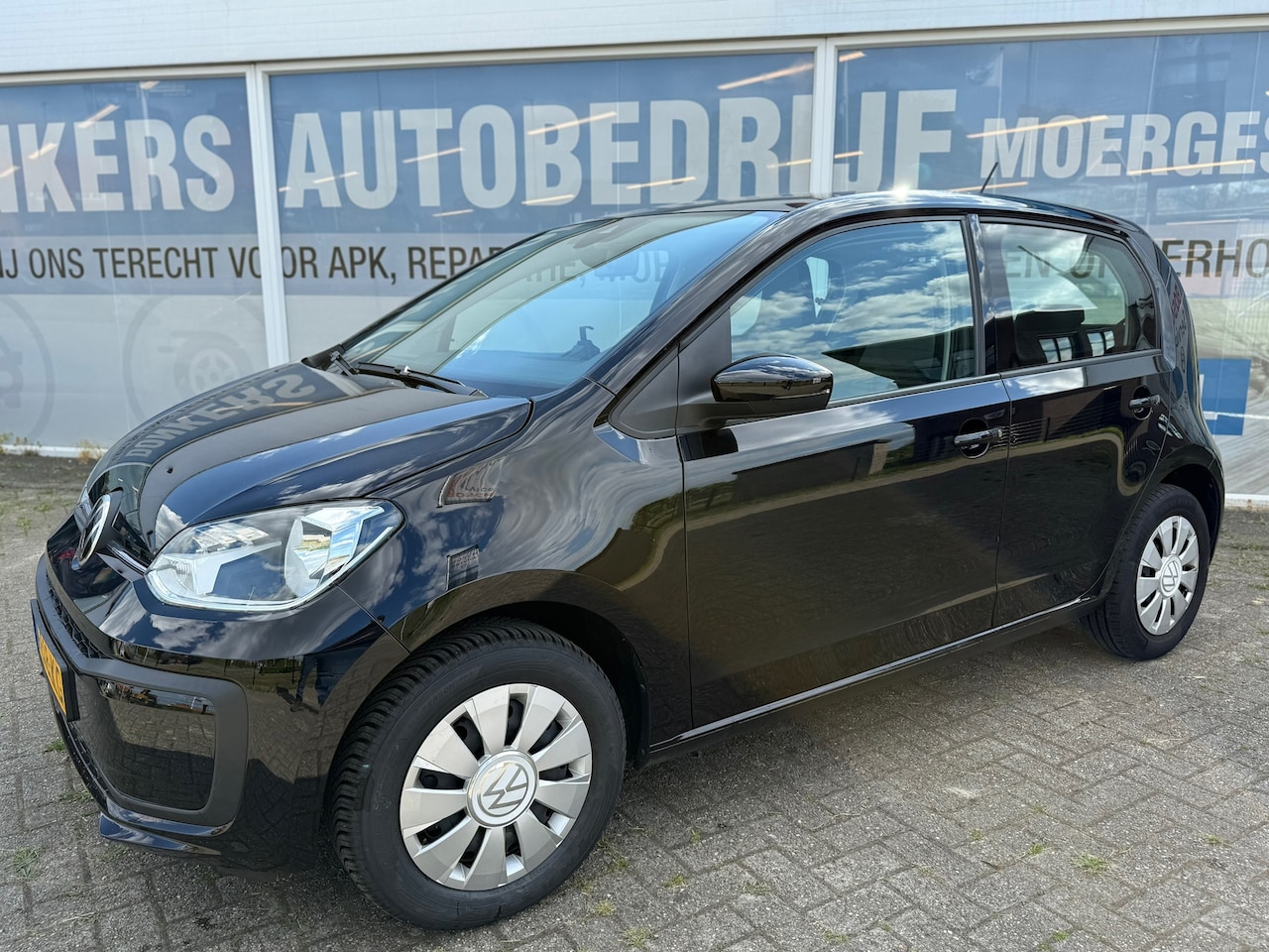 Volkswagen Up! - 1.0 1.0 - AutoWereld.nl