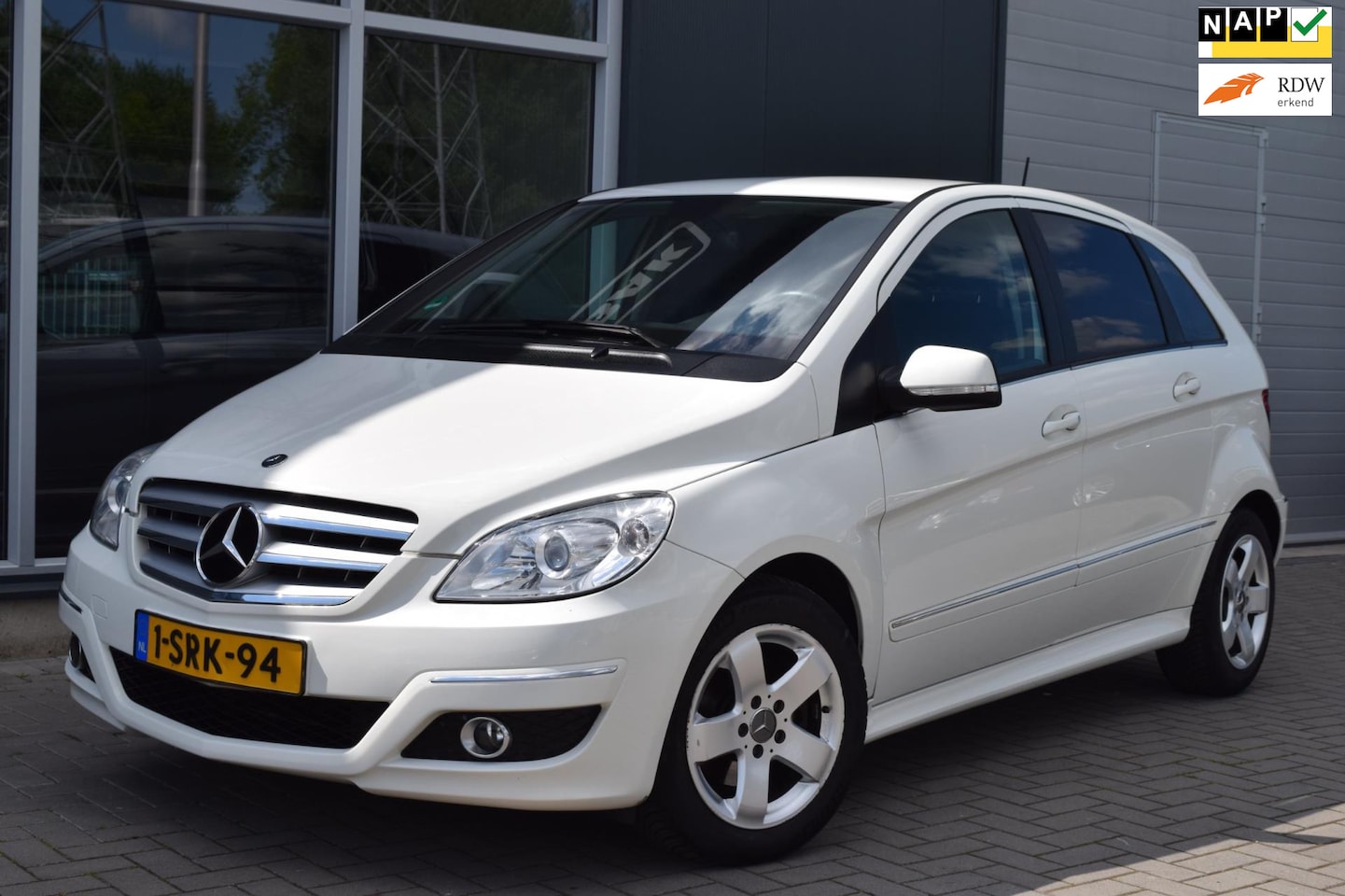 Mercedes-Benz B-klasse - 200 | Automaat | Navi | Leder | APK 2-2026 ! - AutoWereld.nl