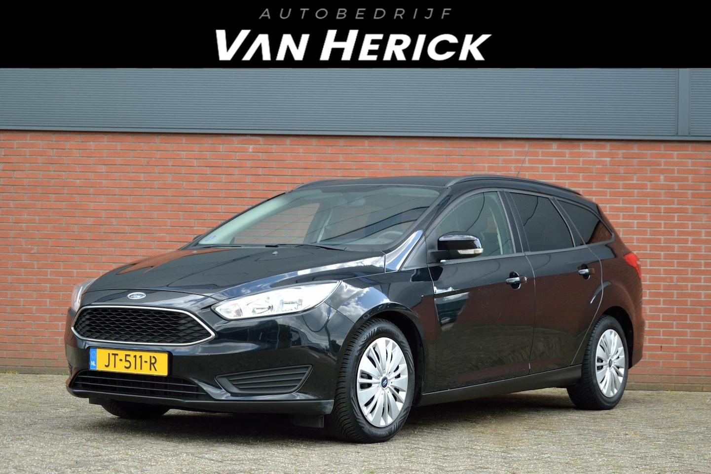 Ford Focus Wagon - 1.0 Titanium Edition 125PK | Stuur&Stoelverwarming | Cruise | Navi - AutoWereld.nl