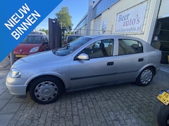 Opel Astra - 1.6-16V Pearl