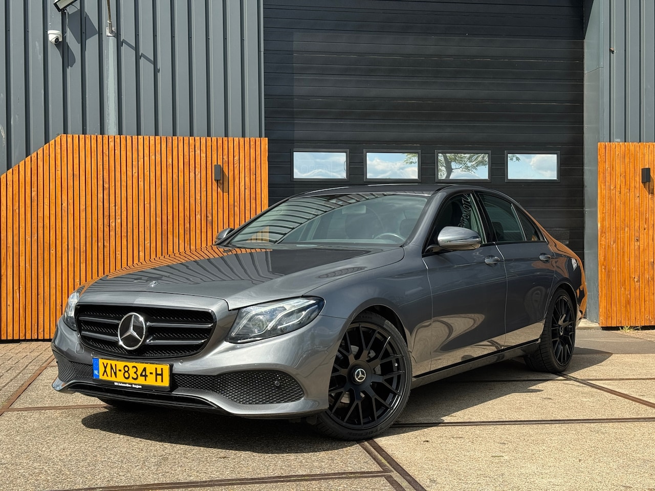 Mercedes-Benz E-klasse - 200 Premium Plus Adaptive cruise! - AutoWereld.nl