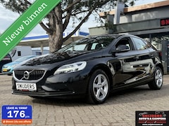 Volvo V40 - 2.0 T2 Kinetic 2018 btw auto
