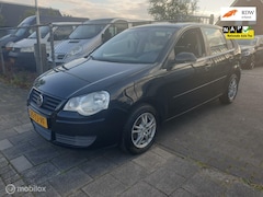 Volkswagen Polo - 1.4-16V Optive