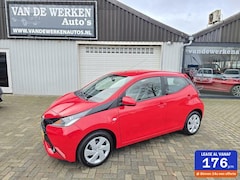 Toyota Aygo - 1.0 VVT-i X-Play AUTOMAAT Airco|Camera|53dkm Nap