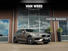 Volvo V60 - 2.0 B3 Business Pro | 1e eigenaar | BTW auto | Origineel NL | LED | Camera | Stuurverwarmi