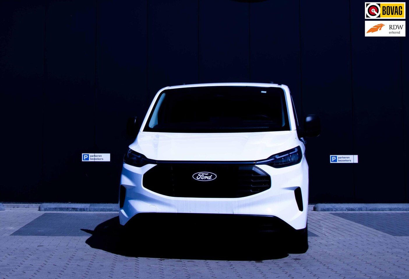 Ford Transit Custom - 320 2.0 TDCI L2H1 Trend|BPM Vrij| Navi| Camera| Apple Car Play/Android Auto| Led verlichti - AutoWereld.nl