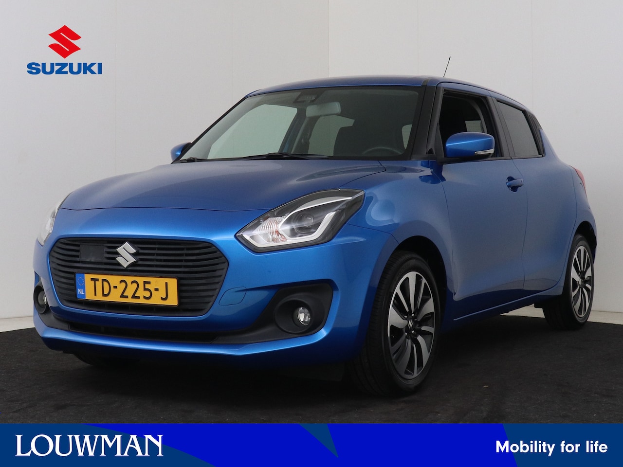 Suzuki Swift - 1.2 Stijl Smart Hybrid I Navigatie I Climate Control I Cruise Control I Camera I Stoelverw - AutoWereld.nl