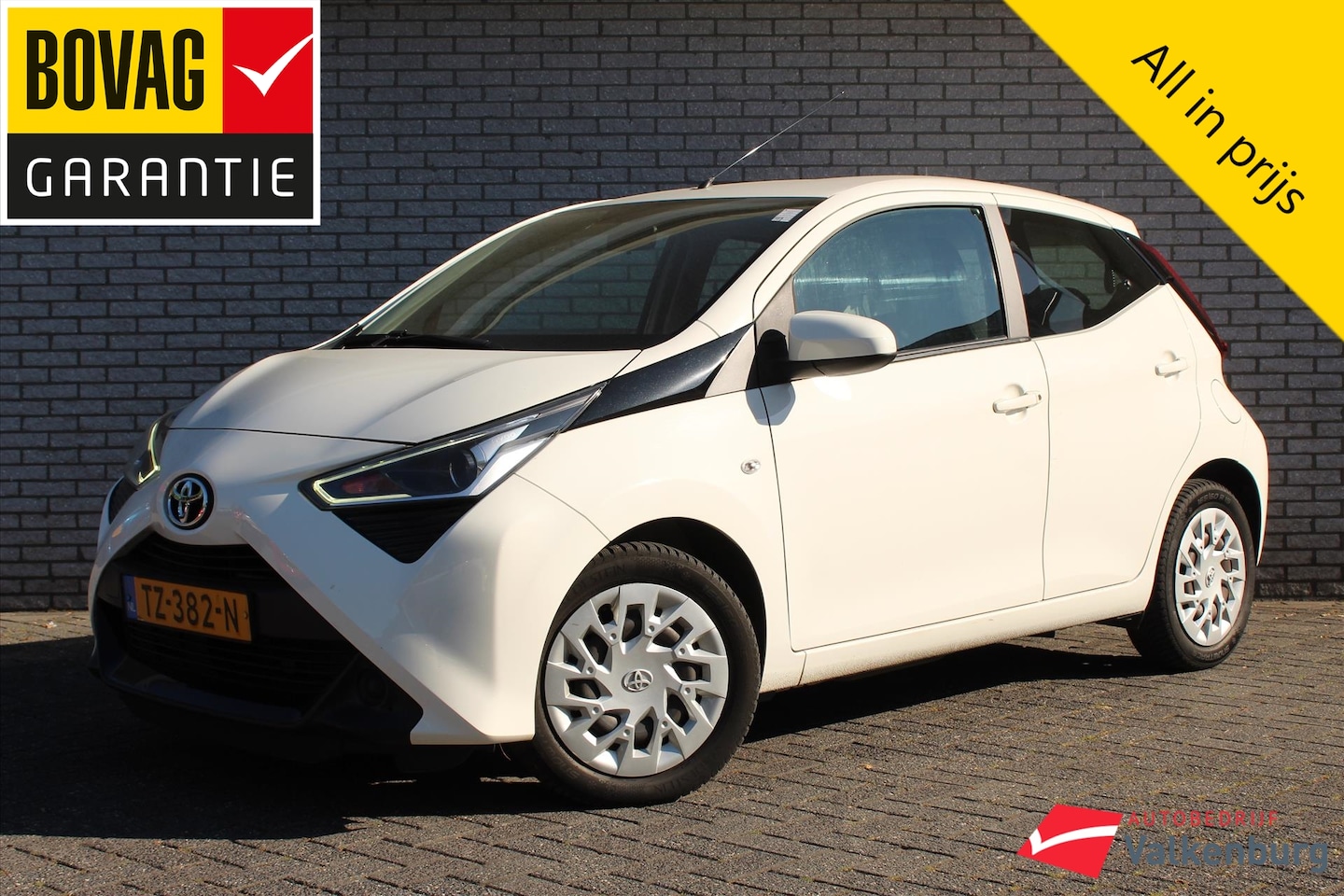 Toyota Aygo - 1.0 VVT-i 72pk 5D x-play | Camera - AutoWereld.nl